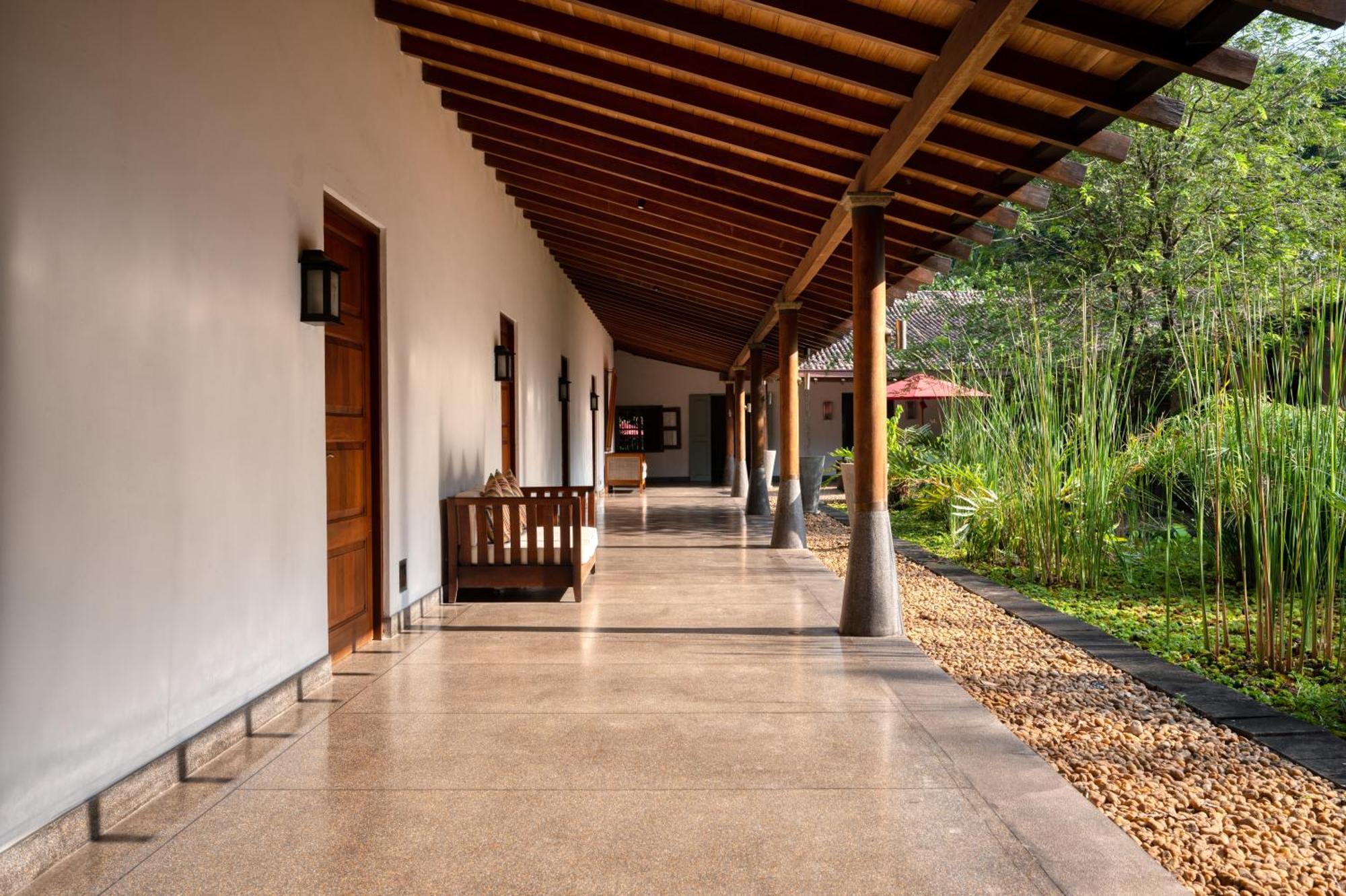 Wallawwa Katunayaka Extérieur photo